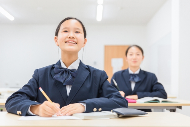 高槻駅すぐ｜プロ講師による中学受験個別指導塾｜灘式井口塾